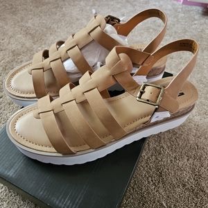 NIB SM New York Black “Dolora” Platform Gladiator Sandals